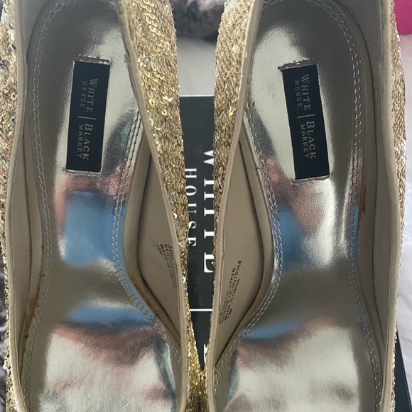 White House Black Market gold sequence Pumps, Size 10 - Picture 6 of 6